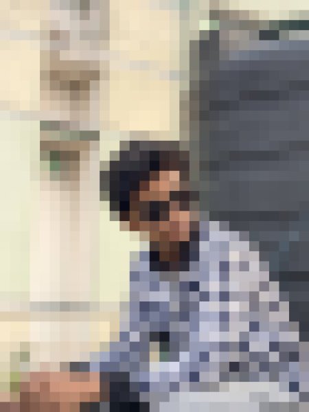 ibrahim, 21, Yalta