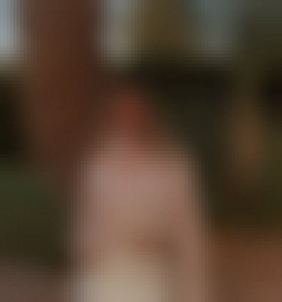 Ashley, 39, Lansdowne