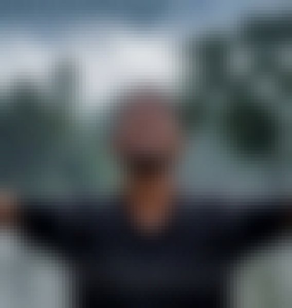 Zalil, 31, Togo