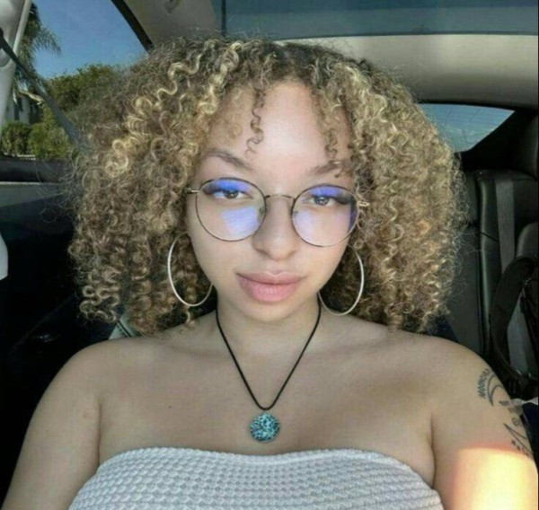 Alicia, 25, Alattr