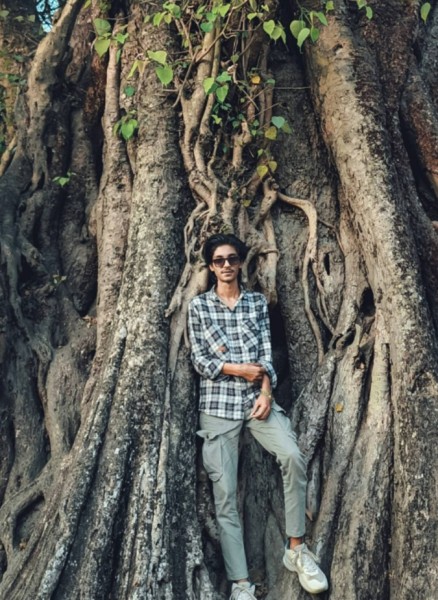 Riyad, 22, Rentachintala