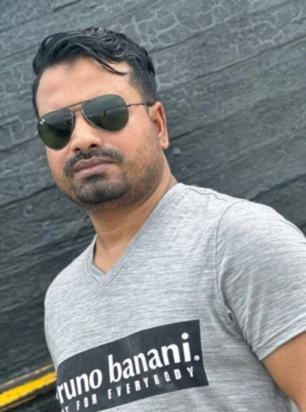 Md masud sheikh, 40, El Maknassi