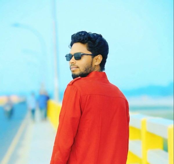 Md:Dulal Mia, 20, Prey Veaeng