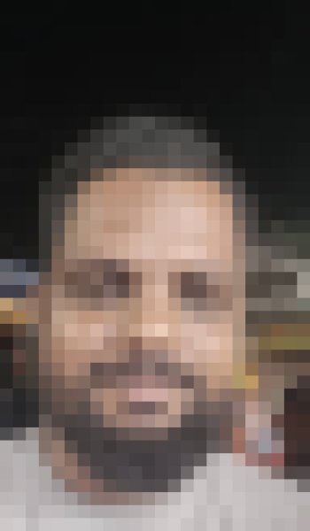 Anower Hossain, 38, Medjedel