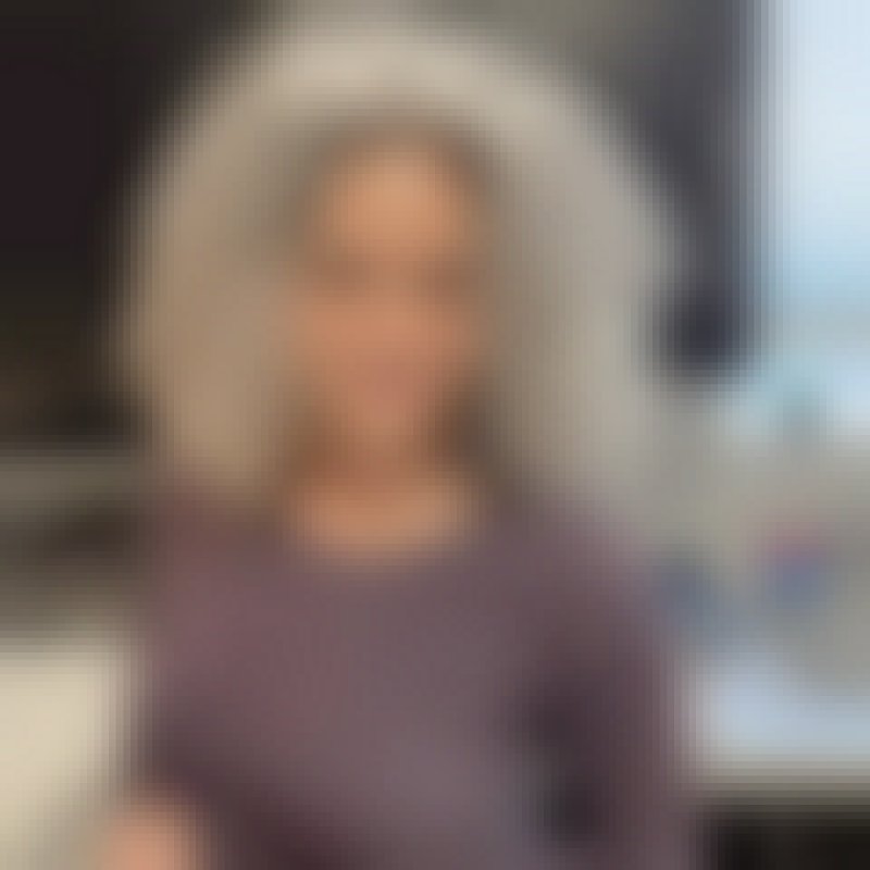 Victoria, 46, Tanzania