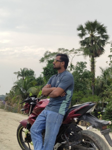 Nazim Uddin, 33, Mirandola