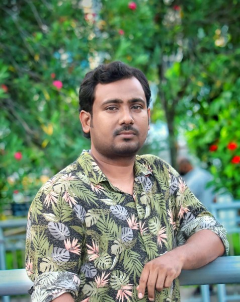 Arif Ahmed, 34, Adrano