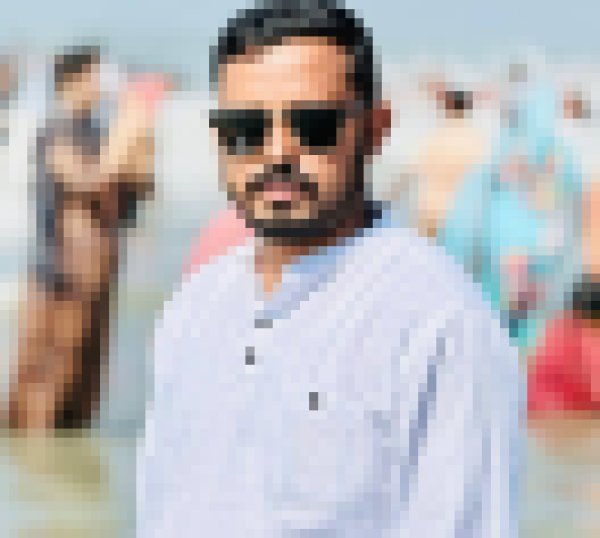 abir hasan, 33, Cadiz