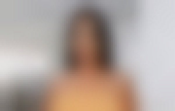 Kimsbelford, 30, Hailsham