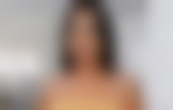 Kimsbelford, 30, India