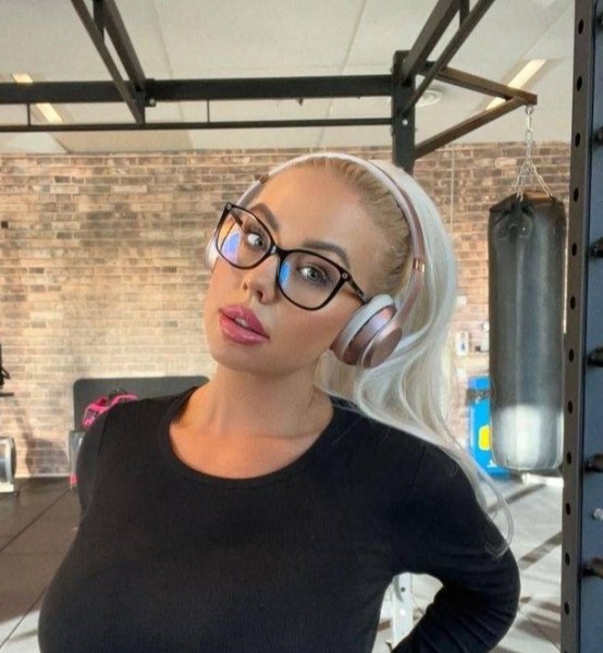 Mariam11, 32, Jena