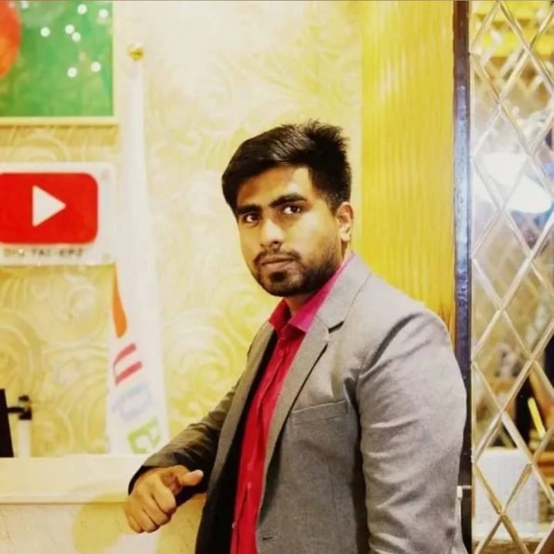 SAJU, 30, Ad Darwa