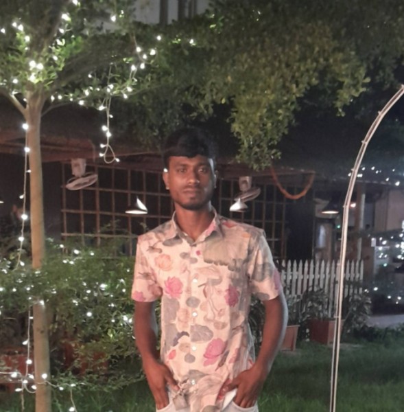 Hossain, 27, Bochnia