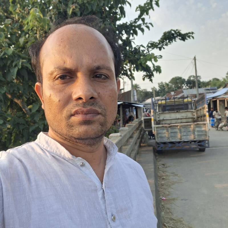 Tareque, 37, Akola