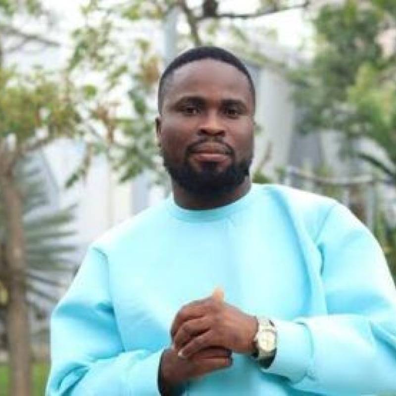 E ma, 28, Federal