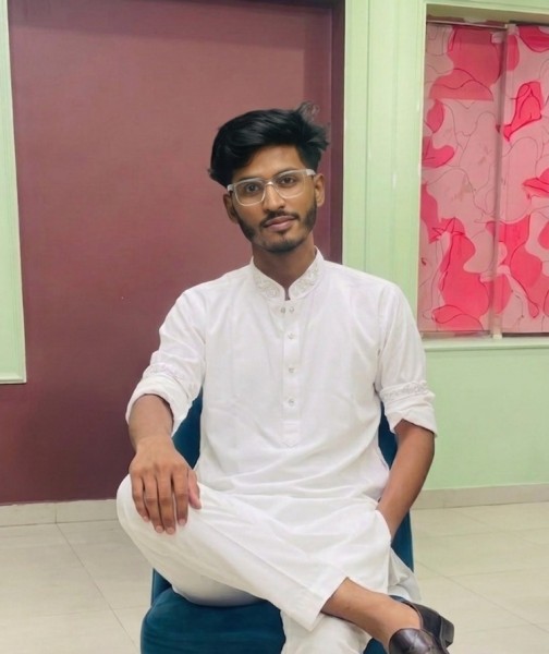 Al-Amin, 26, Malanje