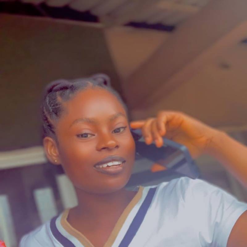Aniekan, 21, Barletta