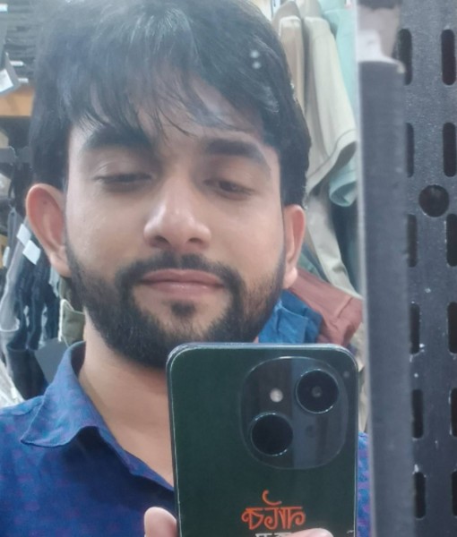 Shuvo, 25, Ghedi