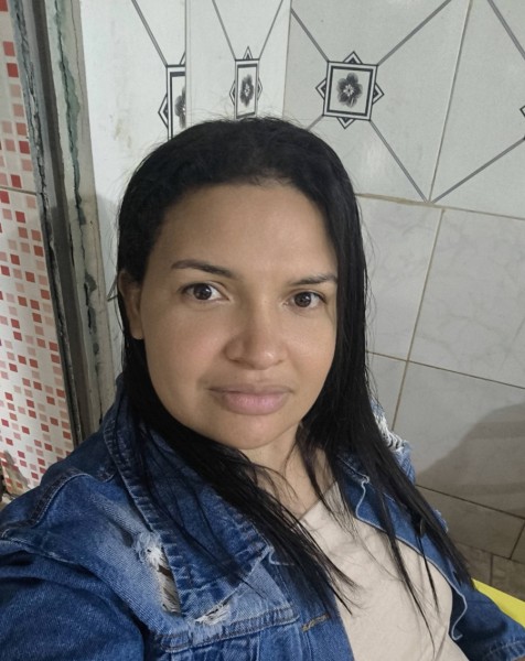 Valdirene, 32, Enkping