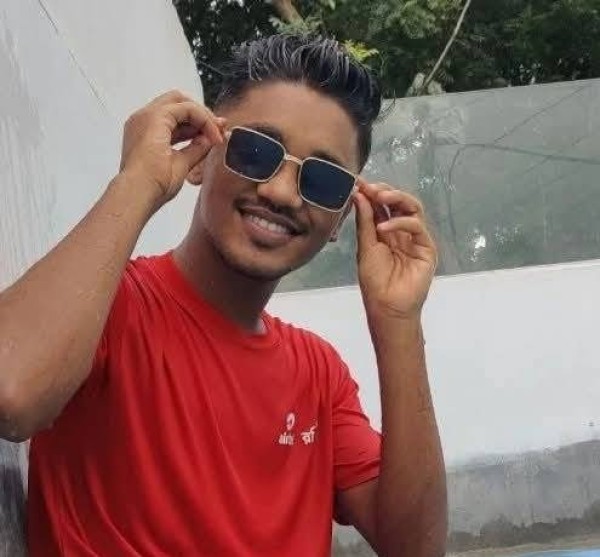 Rian, 22, Shiraoi