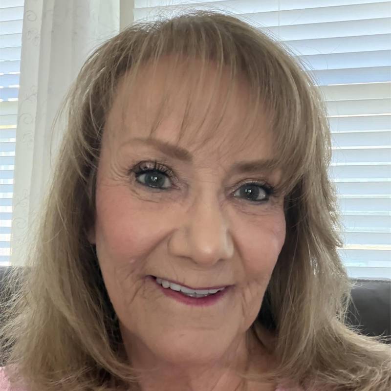 Rebecca, 46, Arynah