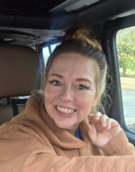Sylvia, 41, Birtouta