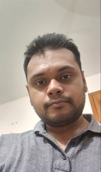 Arshad Hossain, 35, Valverde Del Camino