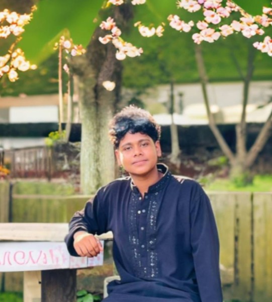 MIRAZ, 18, Cirkulane