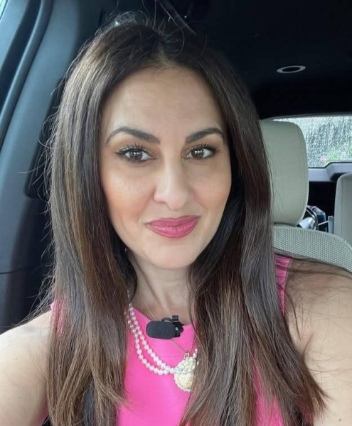 Lorrie Phillips, 52, Serravalle