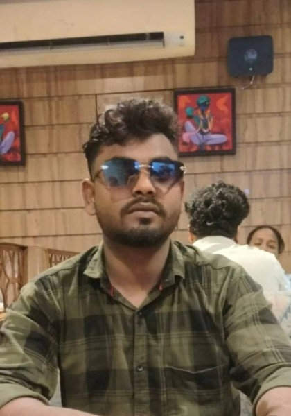 Ranjeet, 21, Poyo