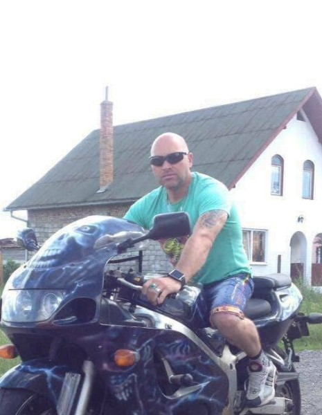 Antonio, 51, Khrustalnyi