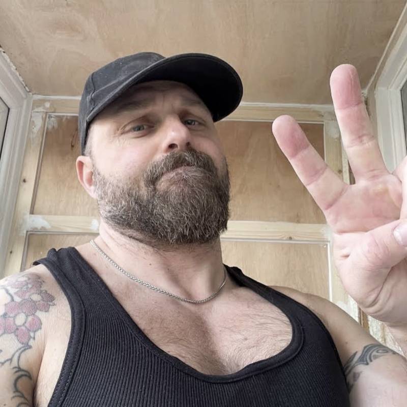 Ian, 42, Tibissah