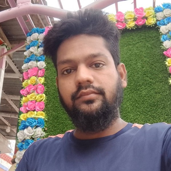 Md Arif, 29, Landau