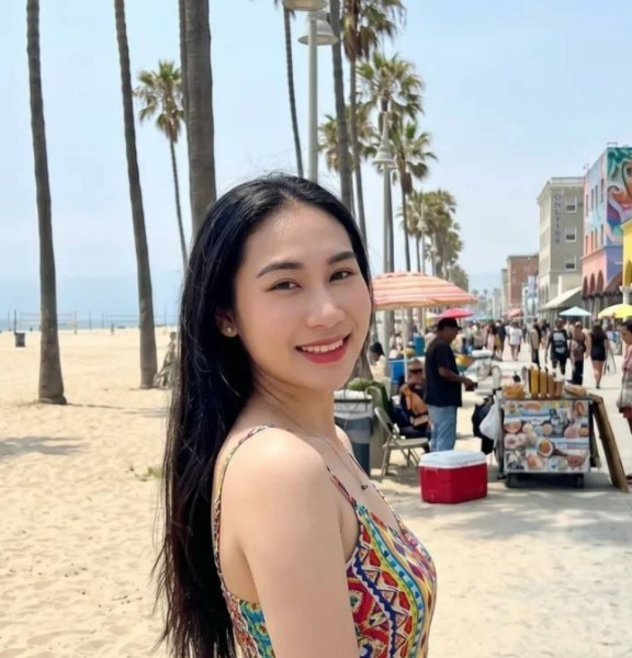 Celia, 36, La Riviera