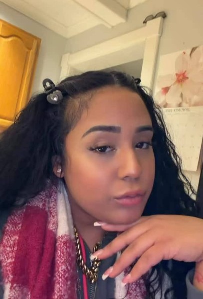 Gina, 28, Katherine