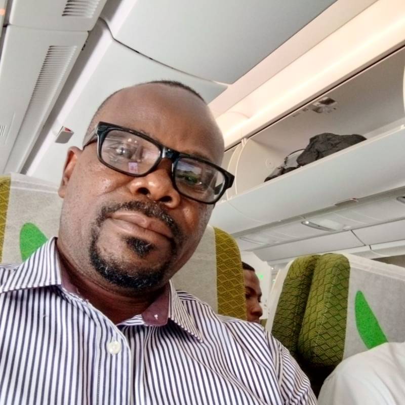 OLUGBENGA MICHAEL, 41, Stio Do Quinto