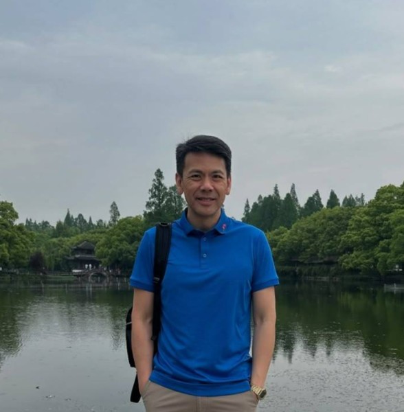 wen, 43, Vila Real