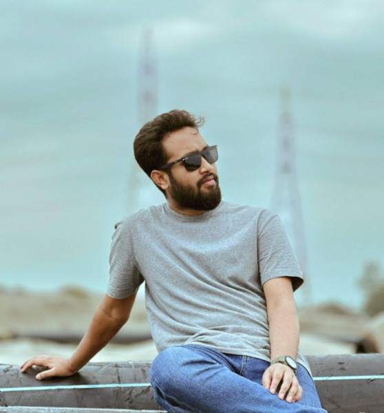 Tanvir, 27, Hino