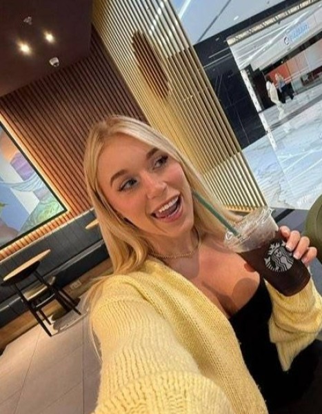 Elle Brooke, 45, Carpi
