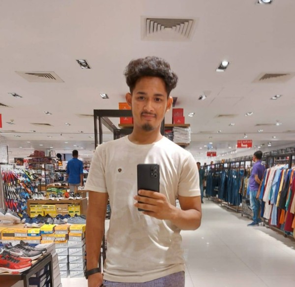 Shariful Islam, 25, Kalmiuske