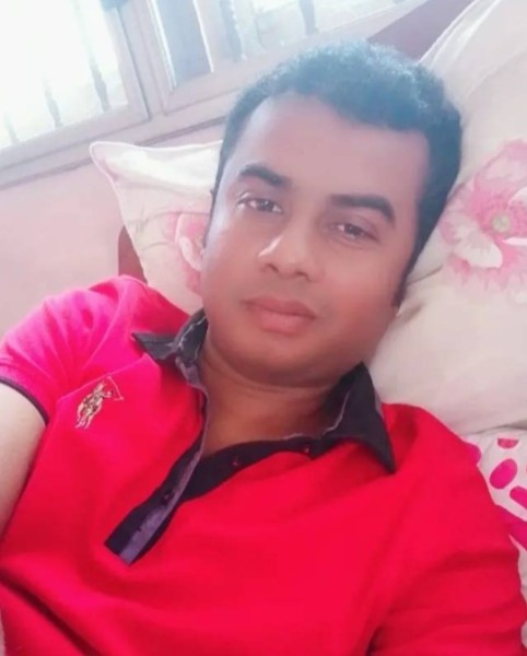 Alauddin, 32, Voluntari