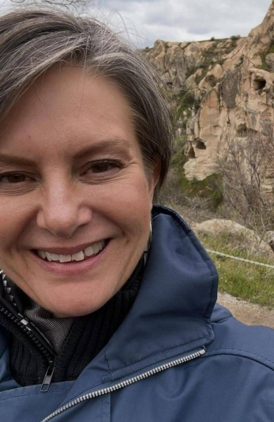Kora, 39, Lombard