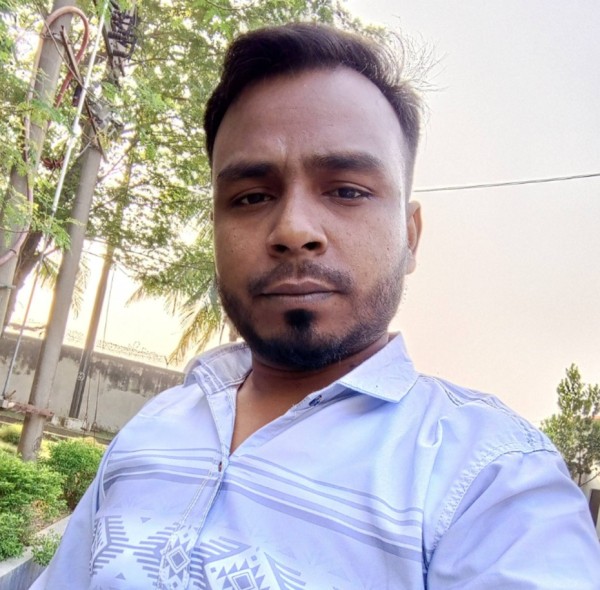 Fazlu, 24, Mirabela