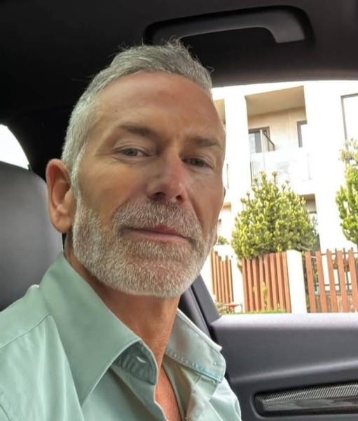 Olivier, 56, Lennox