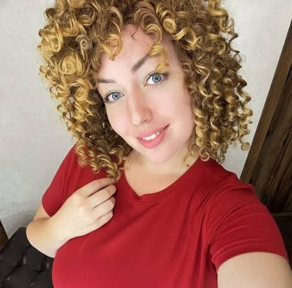 Hanna zimm, 35, Rogaovci