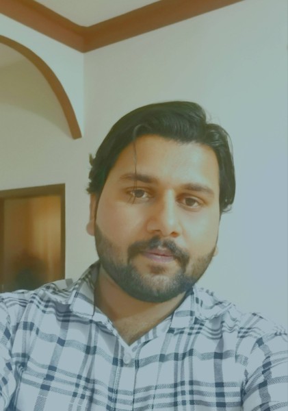 Asad, 28, Ayas