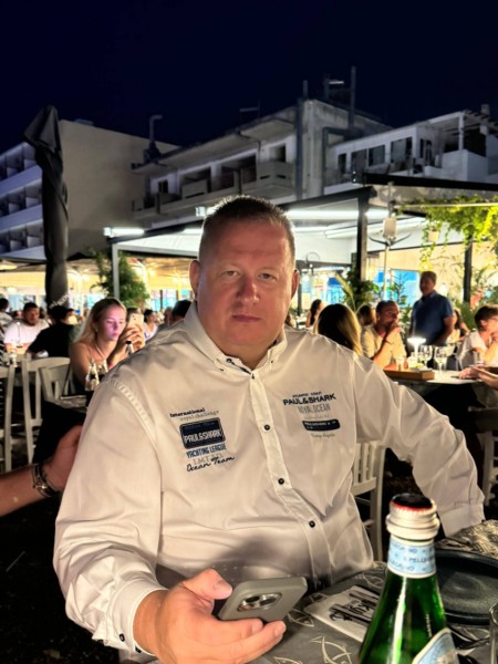 Bobby, 63, Voorschoten