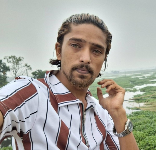 Khan Emon, 31, Kolondiba