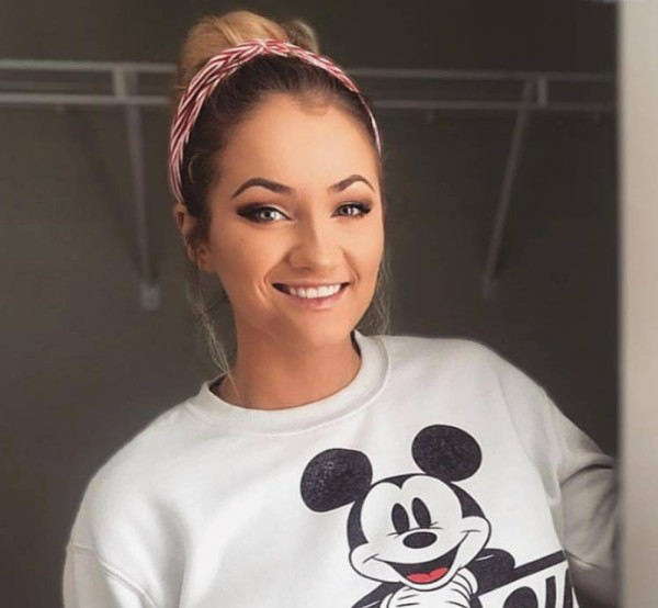 Molina, 33, Hainaut