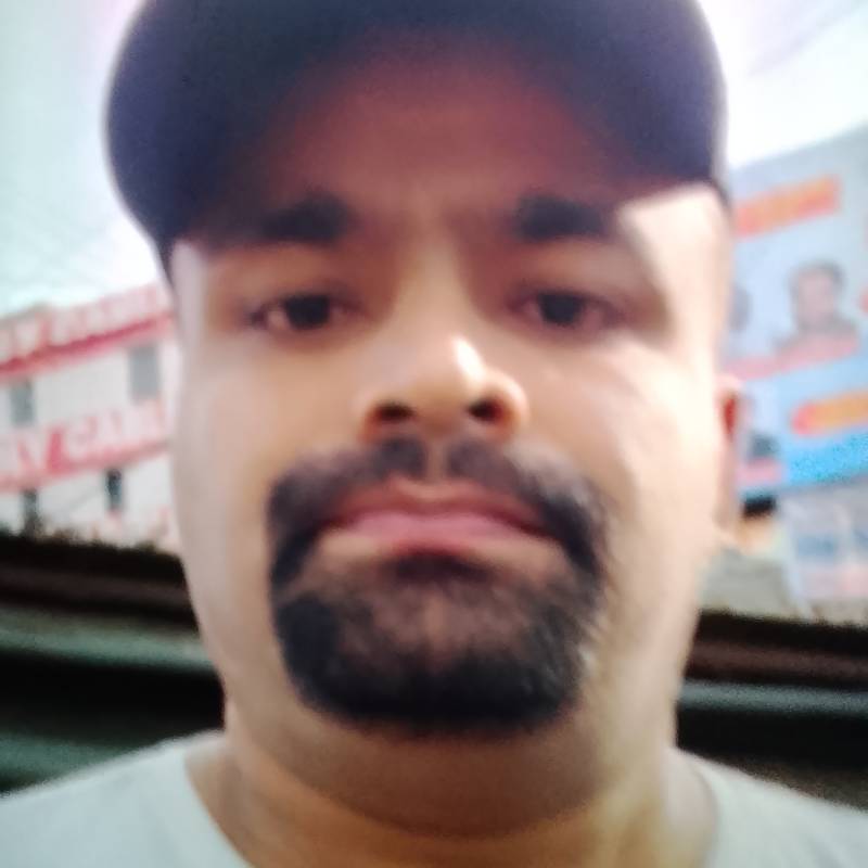 M M, 30, Stokeontrent